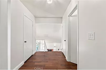 23002 La Granja, Valencia, CA 91354 - Photo 27