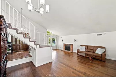 23002 La Granja, Valencia, CA 91354 - Photo 9