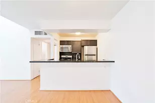 18350 Hatteras, Tarzana, CA 91356 - Photo 5