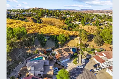 28083 Valcour Drive, Canyon Country, CA 91387 - Photo 57