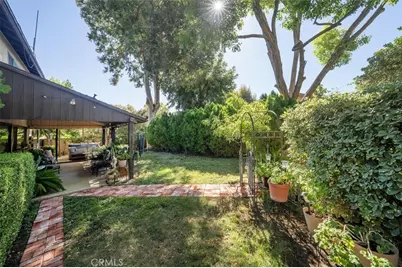 24020 Avenida Crescenta, Valencia, CA 91355 - Photo 19