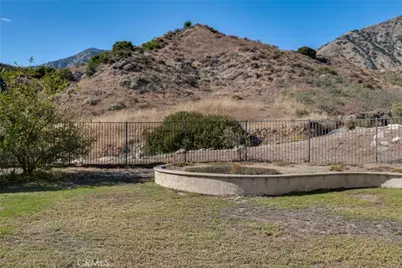 12119 Via Santa Barbara, Sylmar, CA 91342 - Photo 31