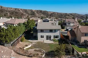 12119 Via Santa Barbara, Sylmar, CA 91342 - Photo 39