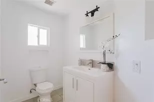 8547 Louise Ave, Los Angeles, CA 91325 - Photo 31