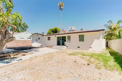 8547 Louise Avenue, Sherwood Forest, CA 91325 - Photo 57