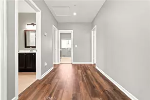 7861 Fluffy Duckling Ln, Winnetka, CA 91306 - Photo 15