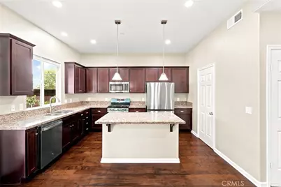 7861 Fluffy Duckling Lane, Winnetka, CA 91306 - Photo 9