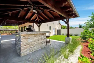 7861 Fluffy Duckling Ln, Winnetka, CA 91306 - Photo 35