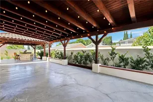 7861 Fluffy Duckling Ln, Winnetka, CA 91306 - Photo 37