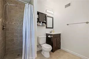 11201 Petit Ave, Los Angeles, CA 91344 - Photo 33