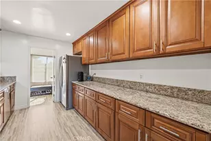 11201 Petit Ave, Los Angeles, CA 91344 - Photo 25
