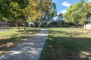 27012 Big Rapids Loop, Valencia, CA 91354 - Photo 37