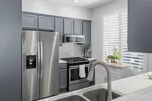 27012 Big Rapids Loop, Valencia, CA 91354 - Photo 19
