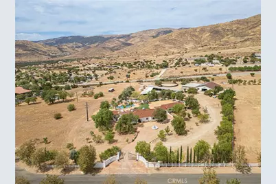 7227 Spigno Place, Agua Dulce, CA 91390 - Photo 67