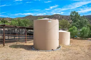 7227 Spigno Pl, Agua Dulce, CA 91390 - Photo 21