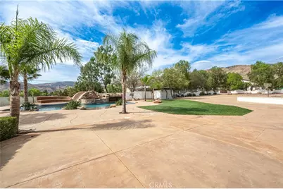 7227 Spigno Place, Agua Dulce, CA 91390 - Photo 37