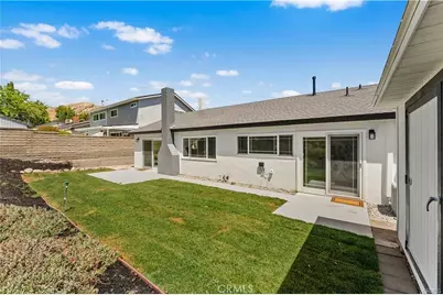 29147 Lotusgarden Drive, Canyon Country, CA 91387 - Photo 33