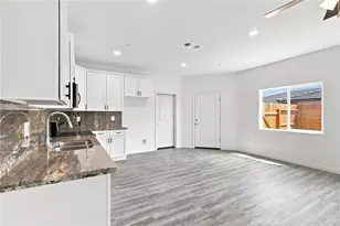9121 Prometheus, Bakersfield, CA 93306 - Photo 11