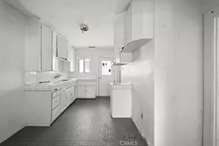 221 W Hillcrest Blvd, Inglewood, CA 90301 - Photo 31