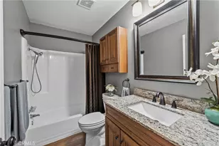 21215 Georgetown Dr, Saugus, CA 91350 - Photo 27