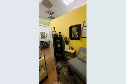 [Address not provided], Winnetka, CA 91306 - Photo 3