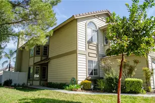 26652 Whippoorwill, Canyon Country, CA 91351 - Photo 3