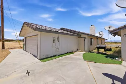 8924 N Loop, California City, CA 93505 - Photo 27