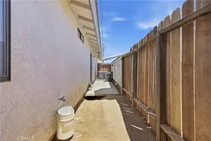 8924 N Loop, California City, CA 93505 - Photo 13