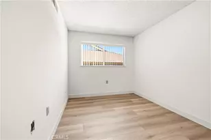26728 Oak Garden Ct, Newhall, CA 91321 - Photo 15