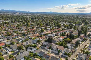7907 Casaba, Los Angeles, CA 91306 - Photo 33