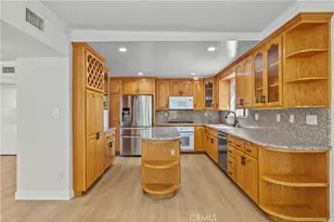 9660 Delco Ave, Chatsworth, CA 91311 - Photo 7
