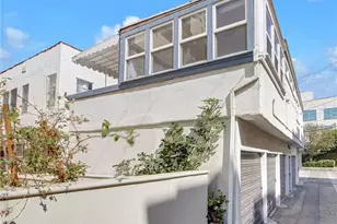 124 S Elm Dr, Beverly Hills, CA 90212 - Photo 27