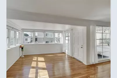 124 S Elm Drive #9, Beverly Hills, CA 90212 - Photo 11