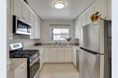 124 S Elm Drive #9, Beverly Hills, CA 90212 - Photo 15