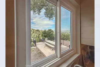 1059 Alta Vista, Simi Valley, CA 93063 - Photo 9