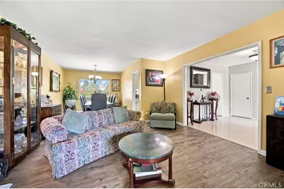 10640 Sylvia Ave, Porter Ranch, CA 91326 - Photo 15