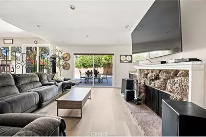 10640 Sylvia Ave, Porter Ranch, CA 91326 - Photo 15
