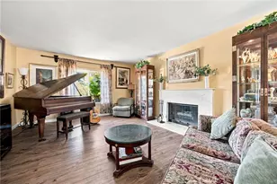10640 Sylvia Ave, Porter Ranch, CA 91326 - Photo 9