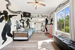 10640 Sylvia Ave, Porter Ranch, CA 91326 - Photo 25