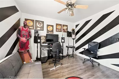 10640 Sylvia Ave, Porter Ranch, CA 91326 - Photo 27