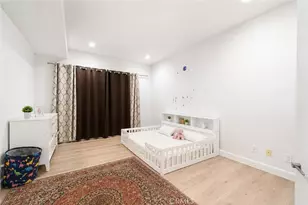 21765 Ybarra, Los Angeles, CA 91364 - Photo 17