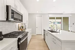 27637 Ensemble, Valencia, CA 91381 - Photo 13