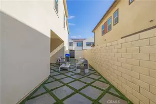 27637 Ensemble, Valencia, CA 91381 - Photo 29