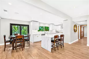 19541 Greenbriar Dr, Tarzana, CA 91356 - Photo 9