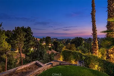 19541 Greenbriar Drive, Tarzana, CA 91356 - Photo 41