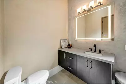 19225 Rosita, Tarzana, CA 91356 - Photo 35