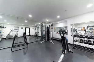 10926 Bluffside Dr, Studio City, CA 91604 - Photo 21