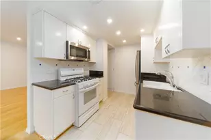10926 Bluffside Dr, Studio City, CA 91604 - Photo 5