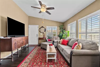 15455 Glenoaks Boulevard #Spc 4, Sylmar, CA 91342 - Photo 13