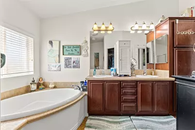 15455 Glenoaks Boulevard #Spc 4, Sylmar, CA 91342 - Photo 37